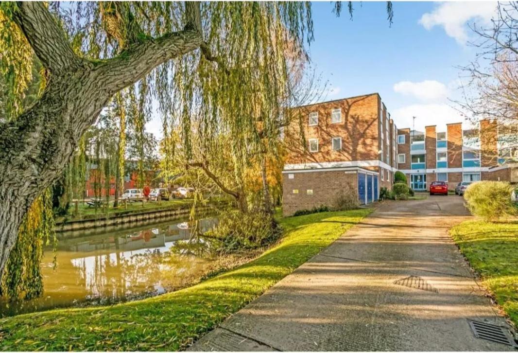 Riverside Apartment Оксфорд Экстерьер фото